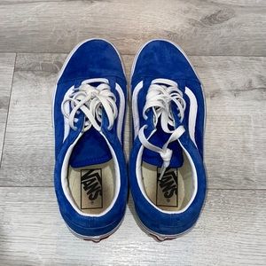 Blue vans